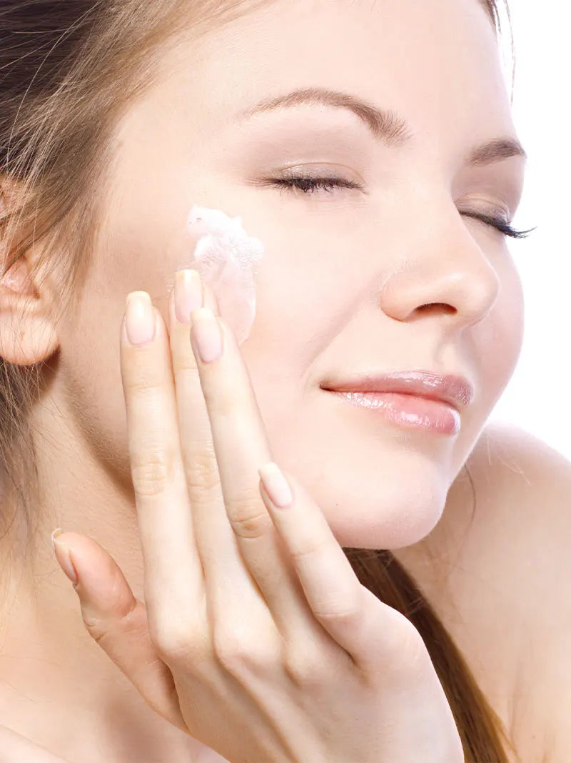 Vitamin C Whitening Face Cream Niacinamide Even Skin Tone Dryness Hydration Lightweight Facial Moisturizing Cream Skin Care 50g